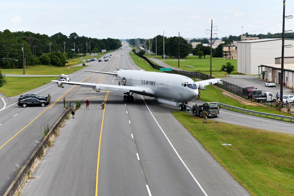 Final destination: JSTARS aircraft transferred to Museum of Aviation