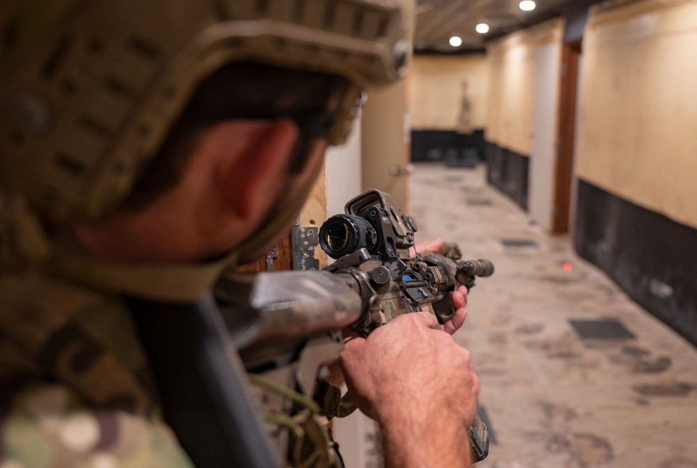 Talisman Sabre 23 | NSW and Australian Army SOF conduct CQC training