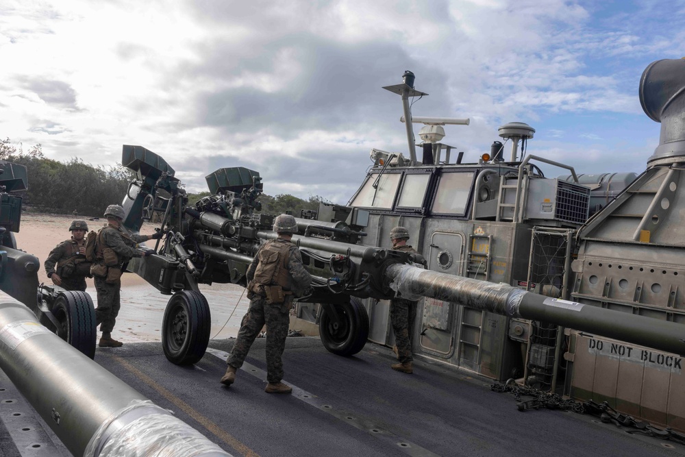 Artillery Coming Ashore: Talisman Sabre 23