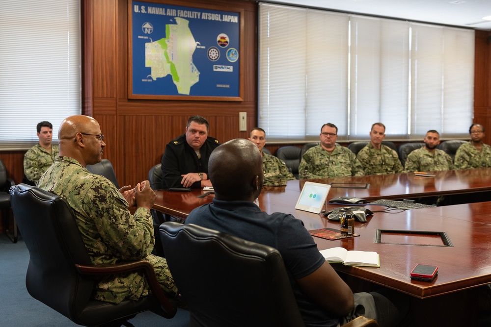 Naval Inspector General Visits NAF Atsugi