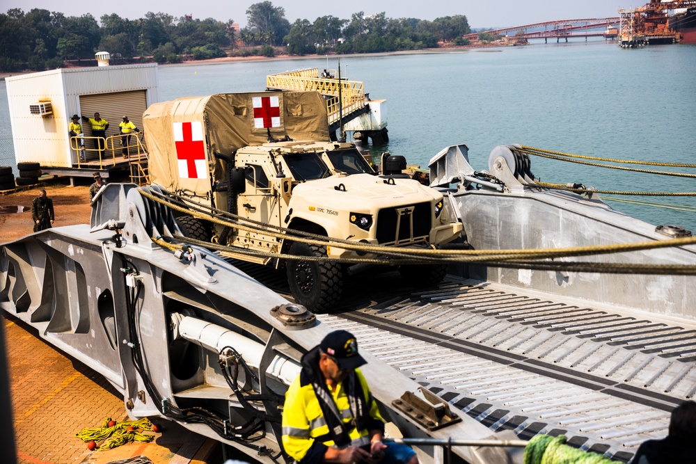 Exercise Talisman Sabre 23: USNS Millinocket delivers equipment to MRF-D