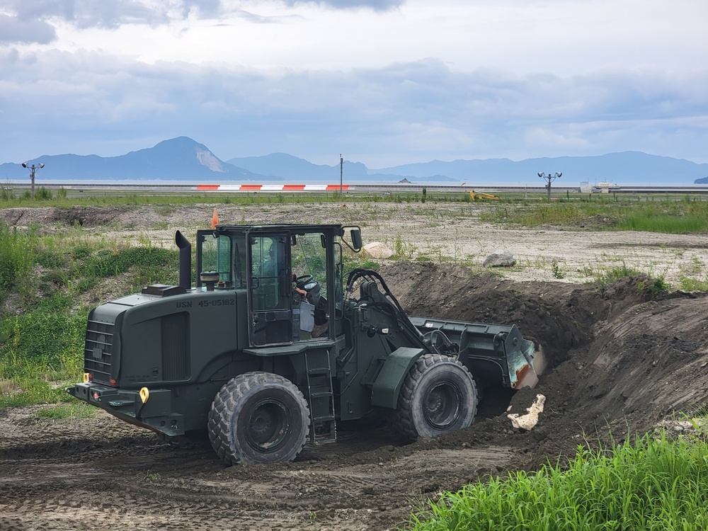 Landfill Haul, Iwakuni (NMCB-3)