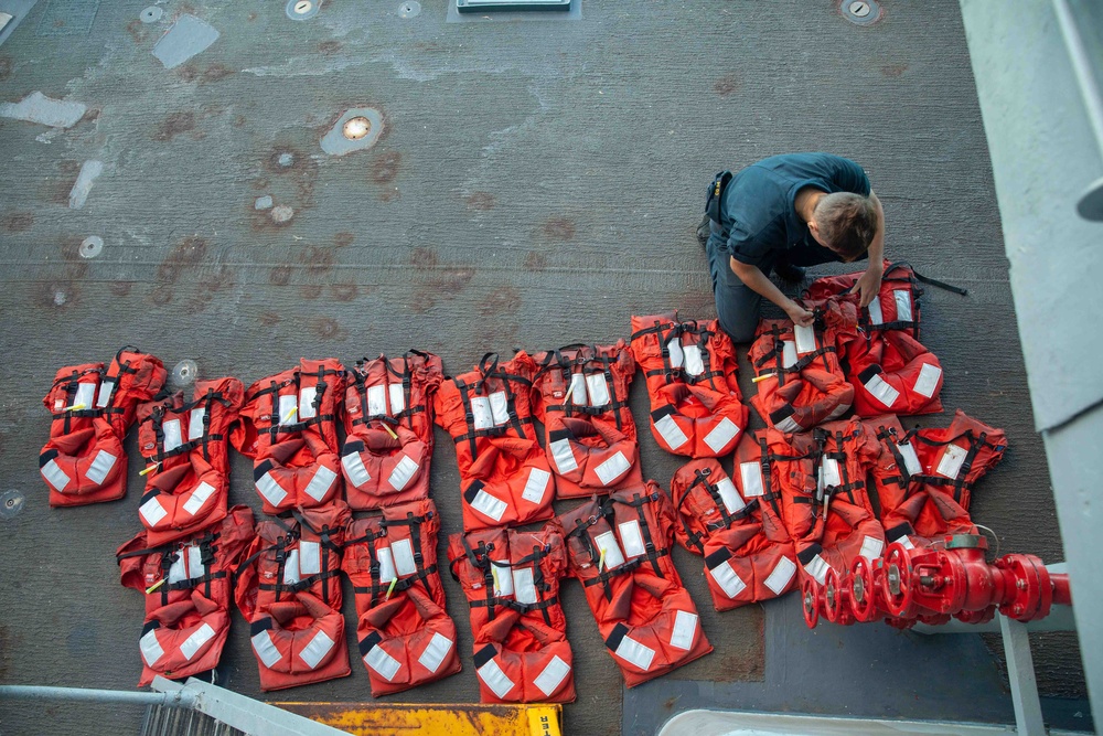 SN Henderson Prepares Flotation Devices for Maintenance