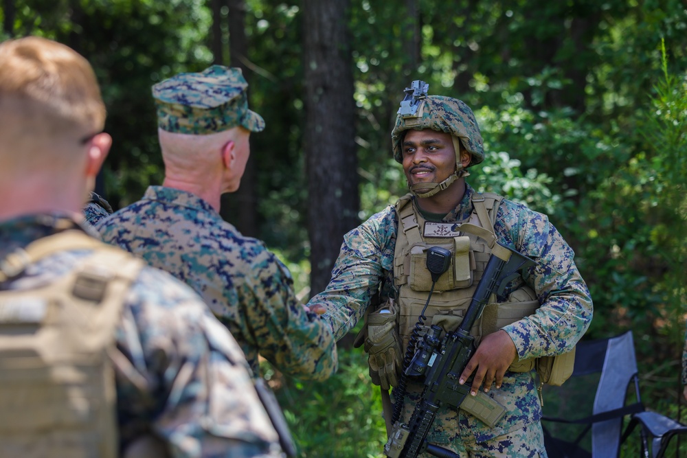 36th Assistant Commandant of the Marine Corps visits Marines with 1/10