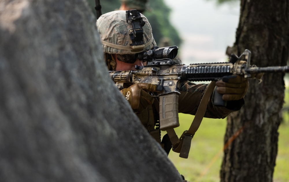 KMEP 23.3: U.S. service members conduct medical evacuation training