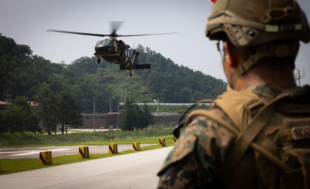KMEP 23.3: U.S. service members conduct medical evacuation training