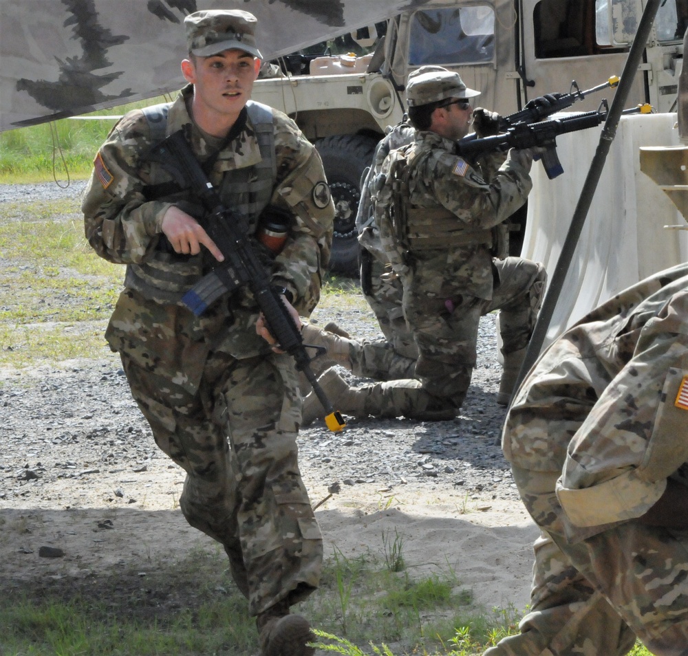 FORT DIX- WAREX 78-23-02 Soldiers