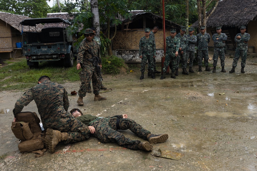 U.S. Marines conduct bilateral training with Philippine Marines