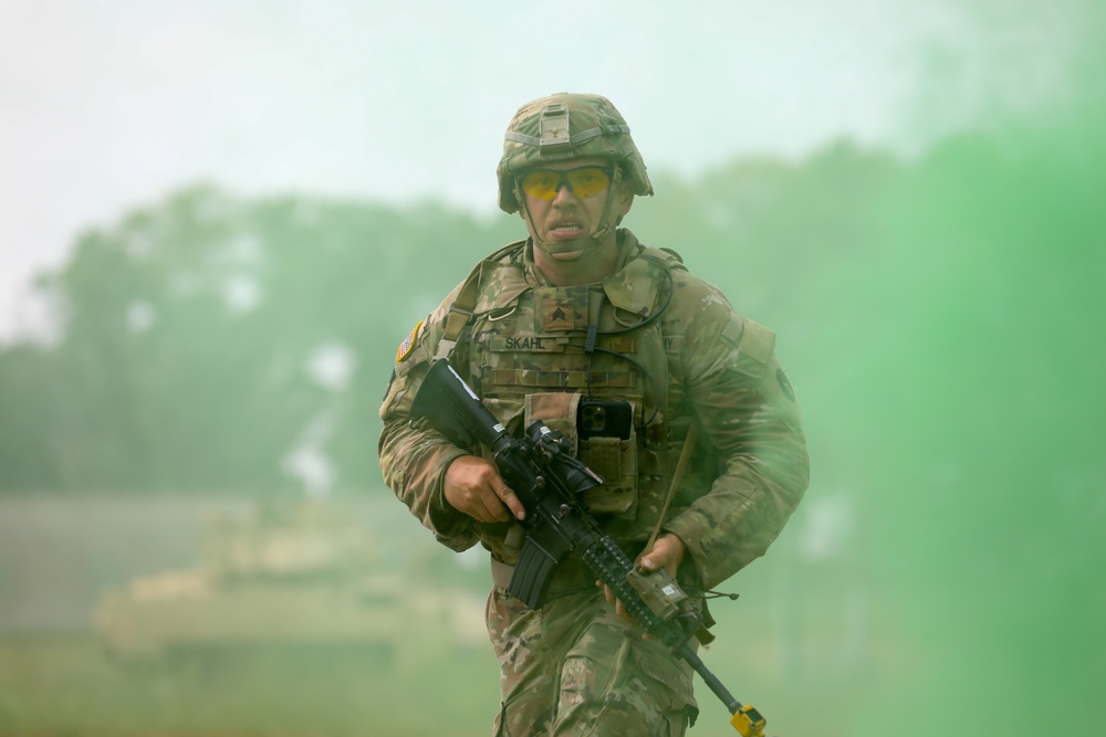 2-136th Infantry Conduct Air Assault with 2-147th Helicopter Assault Battalion on Camp Ripley