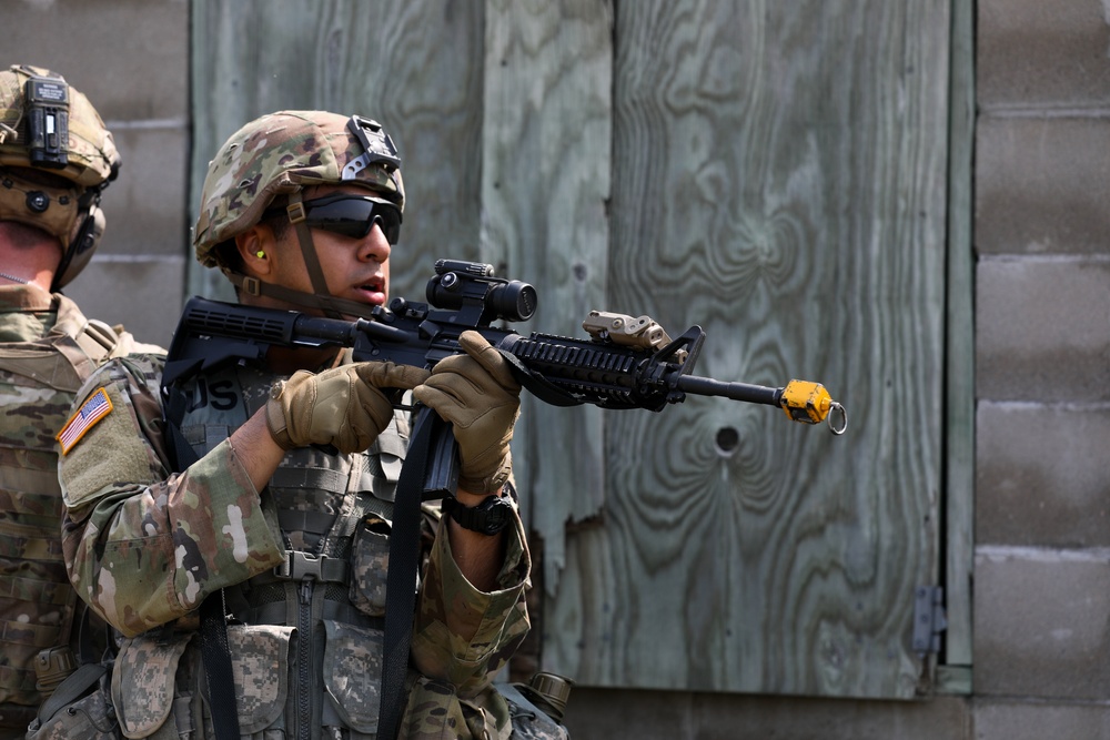 2-136th Infantry Conduct Air Assault with 2-147th Helicopter Assault Battalion on Camp Ripley