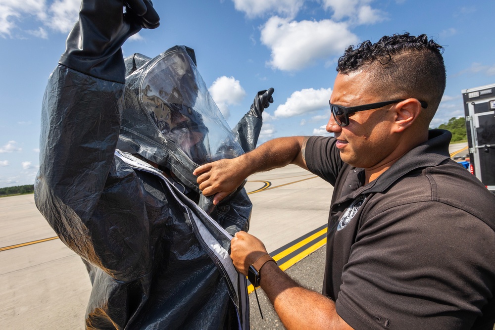 21st WMD-CST trains at Army Aviation Support Facility