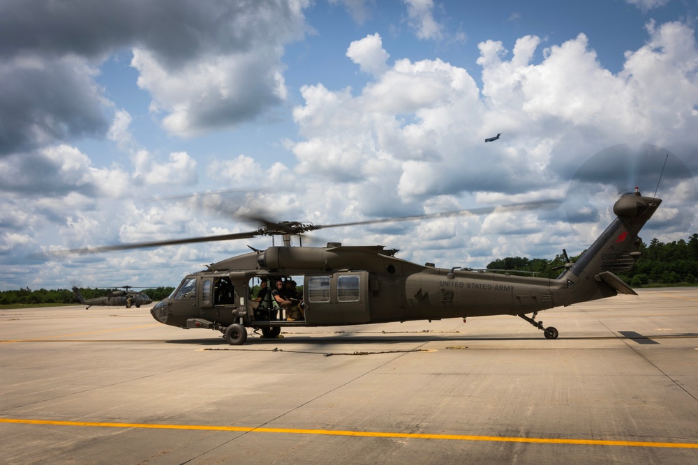 21st WMD-CST trains at Army Aviation Support Facility