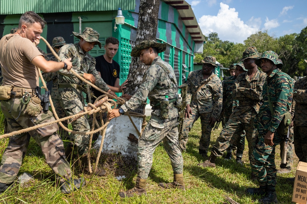 Tradewinds 23 Jungle Amphibious Training School: Special Techniques