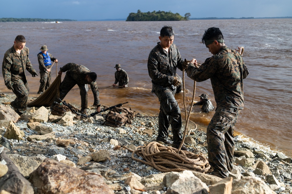 Tradewinds 23 Jungle Amphibious Training School: Special Techniques