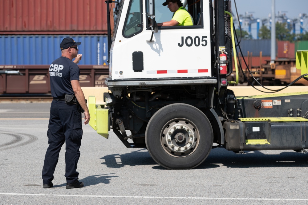 CBP Officers Conduct NII Inspections at the Port of Savannah