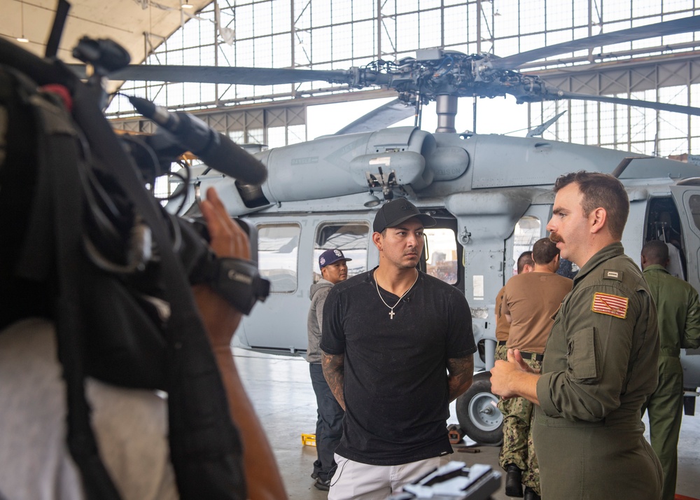 Pittsburgh Pirates Pitcher Visits HSC-23