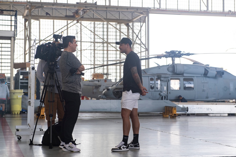 Pittsburgh Pirates Pitcher Visits HSC-23