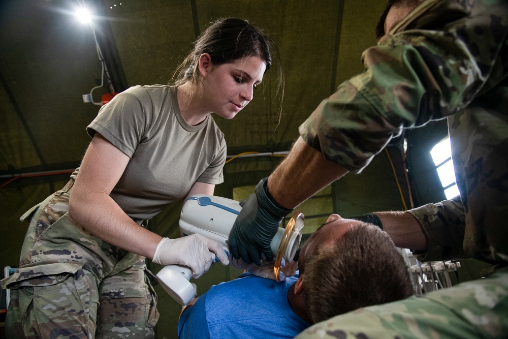 Soldiers of the 144th Area Support Company, UTNG conduct real-world medical support during Talisman Sabre
