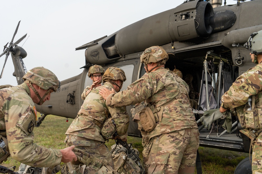 10th MTN DIV hosts XVIII Airborne Corps Best Squad Competition