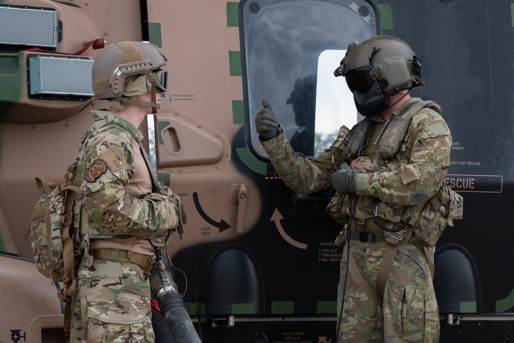 Talisman Sabre 23 | Australian Army 6th Aviation Regiment and 18th LRS conduct FARP operations