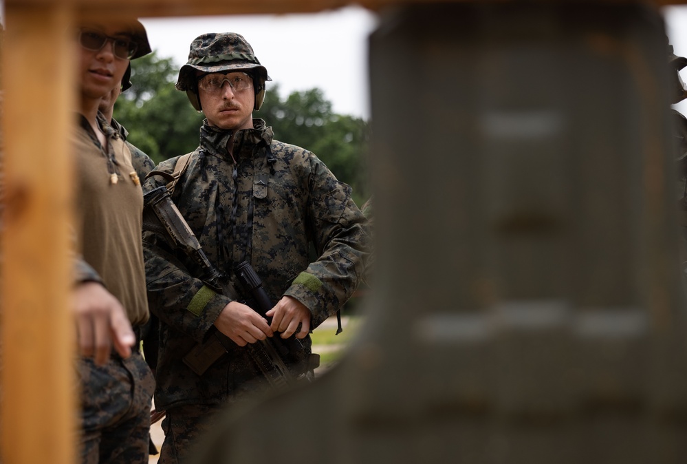 KMEP 23.3: U.S. Marines conduct a battlesight zero