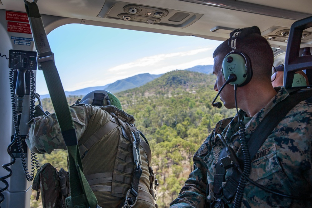 1st MARDIV CG visits Townsville Field Training Area for Talisman Sabre 23