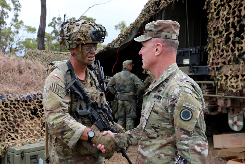 First Corps Command Sgt. Maj. Carns visits 1-21 IN BN during Talisman Sabre