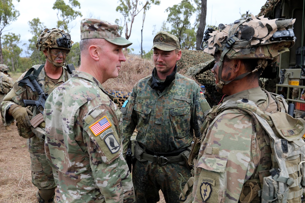 First Corps Command Sgt. Maj. Carns visits 1-21 IN BN during Talisman Sabre