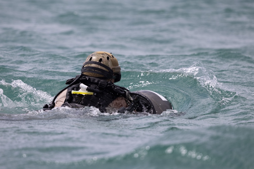 3d Reconnaissance Battalion Diver Propulsion Device Training