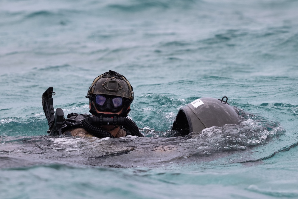 3d Reconnaissance Battalion Diver Propulsion Device Training