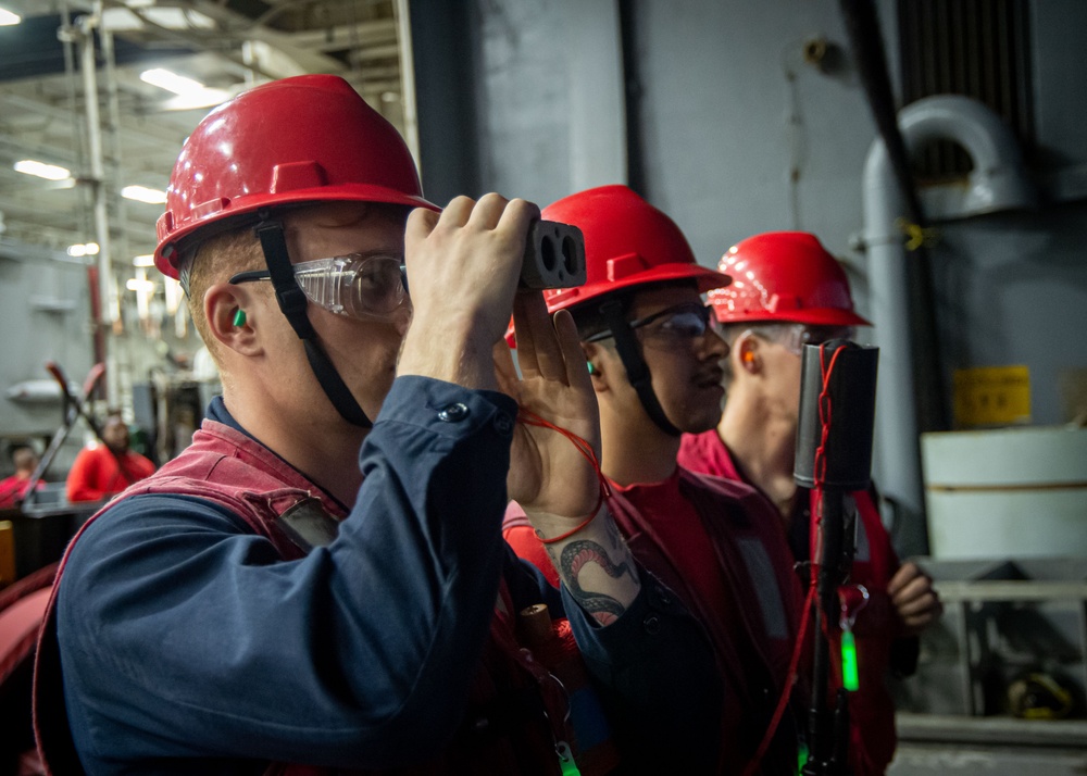 USS Ronald Reagan (CVN 76) conducts fueling-at-sea with USNS Rappahannock (T-AO 204)