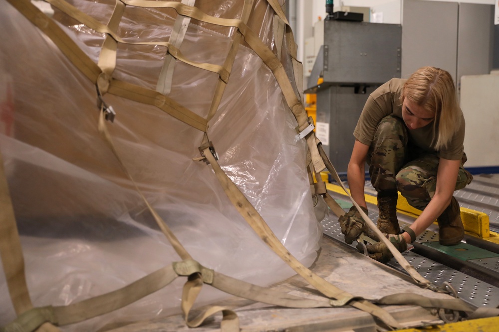 87th Aerial Port Squadron train with 721st Aerial Port Squadron for annual tour