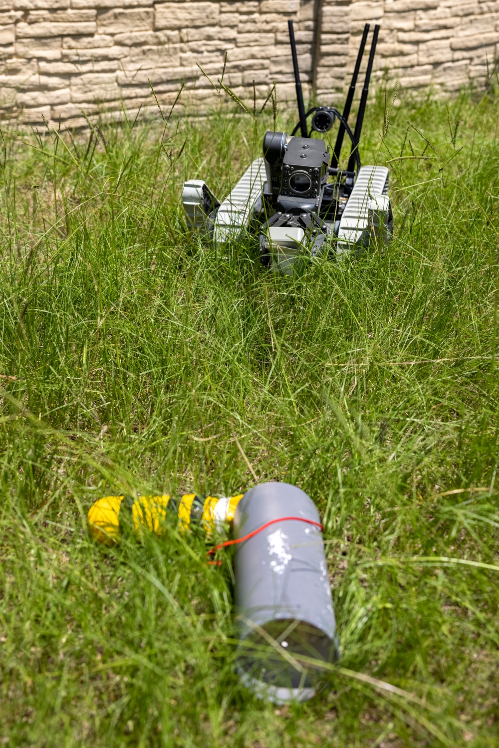 Combat Logistics Battalion-24 Conducts Improvised Explosive Device Response Exercises during their Marine Corps Combat Readiness Evaluation