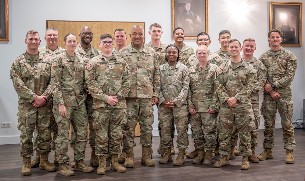 U.S. Army Europe and Africa commanding general visits 10th AAMDC