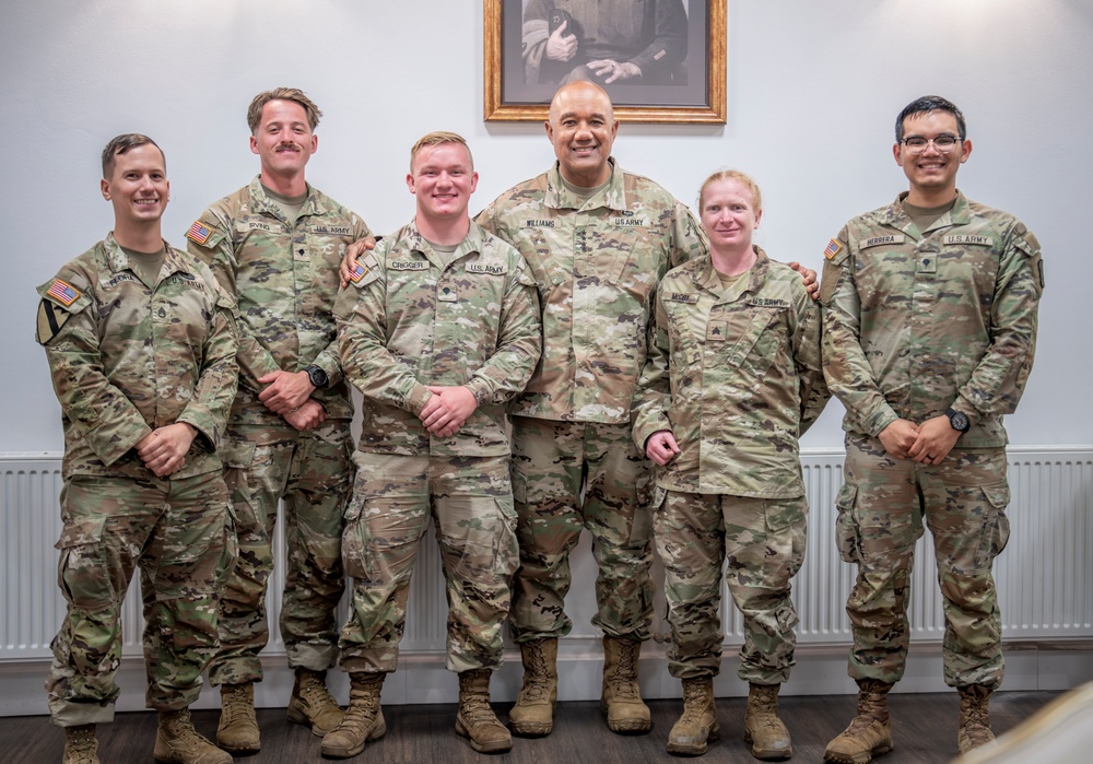 U.S. Army Europe and Africa commanding general visits 10th AAMDC