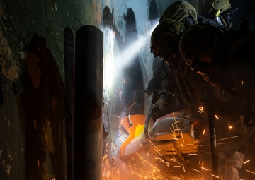 Joint service CBRN exercise a perfect opportunity for USAMMDA’s wearable health monitor team