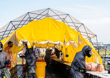 Joint service CBRN exercise a perfect opportunity for USAMMDA’s wearable health monitor team