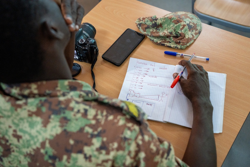 SDNG partner with Suriname Armed Forces for communications conference