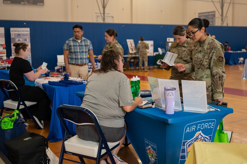 Dover AFB holds wellness fair, promotes healthy habits