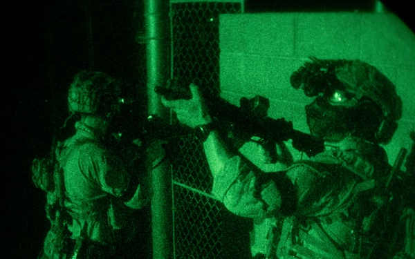 Training Side by Side; 10th SFG(A) Partners with MARSOC and 4th Infantry Division
