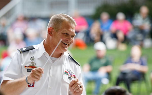 Lt. Col. Christopher Carbone Conducts 198th Army Band