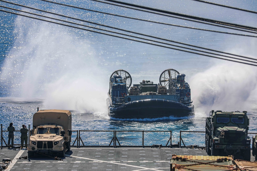 USS Carter Hall Conducts LCAC Operations