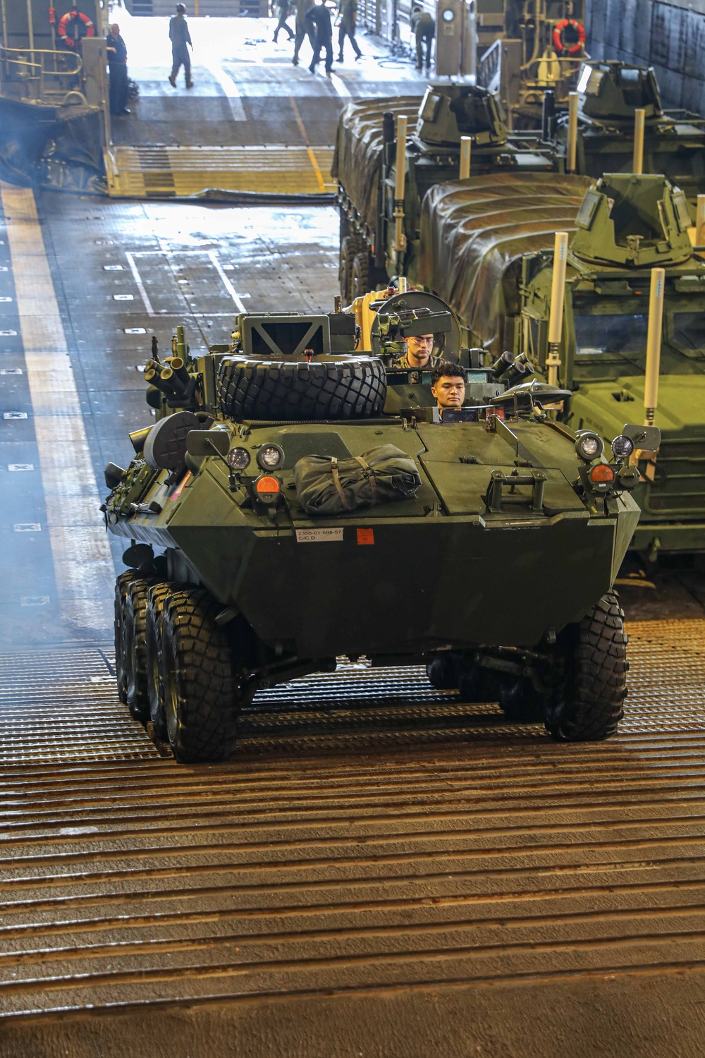 USS Carter Hall Conducts LCAC Operations