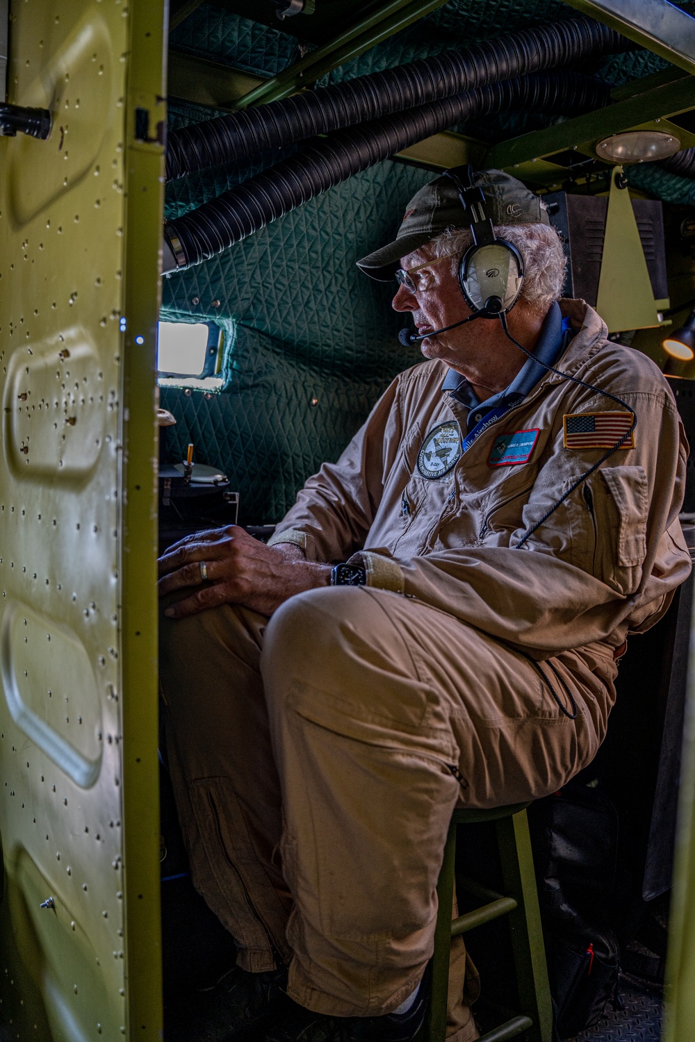 Douglas C-47 Skytrain tours over Sioux Falls