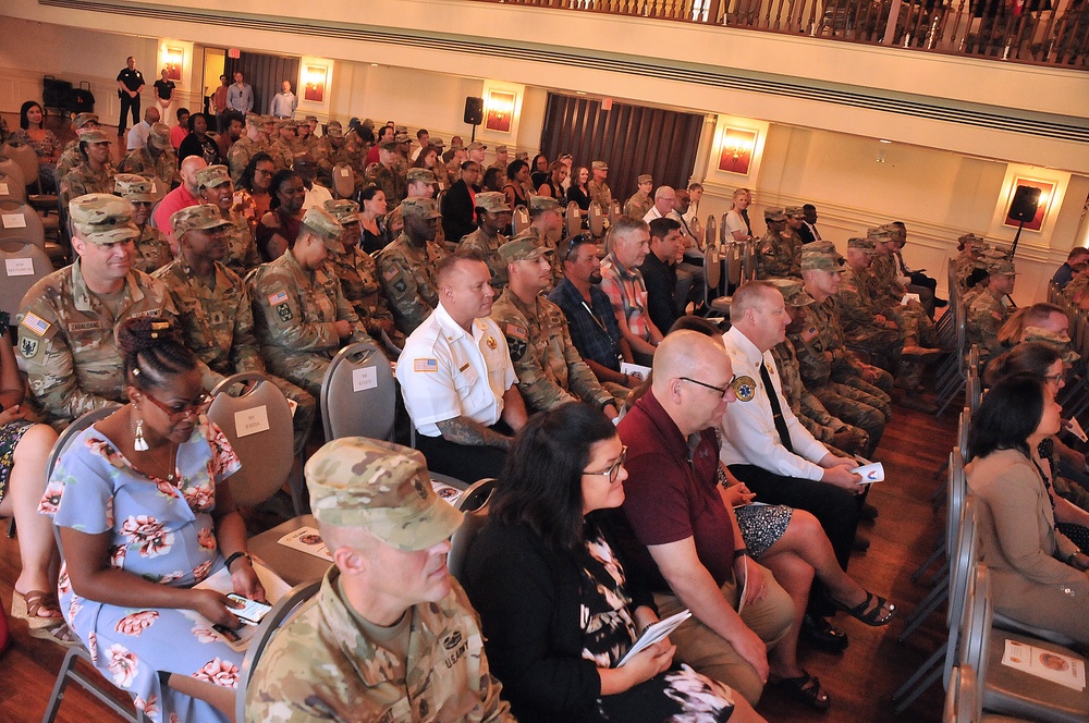 Garrison welcomes master explosive ordnance disposal technician as its senior enlisted leader
