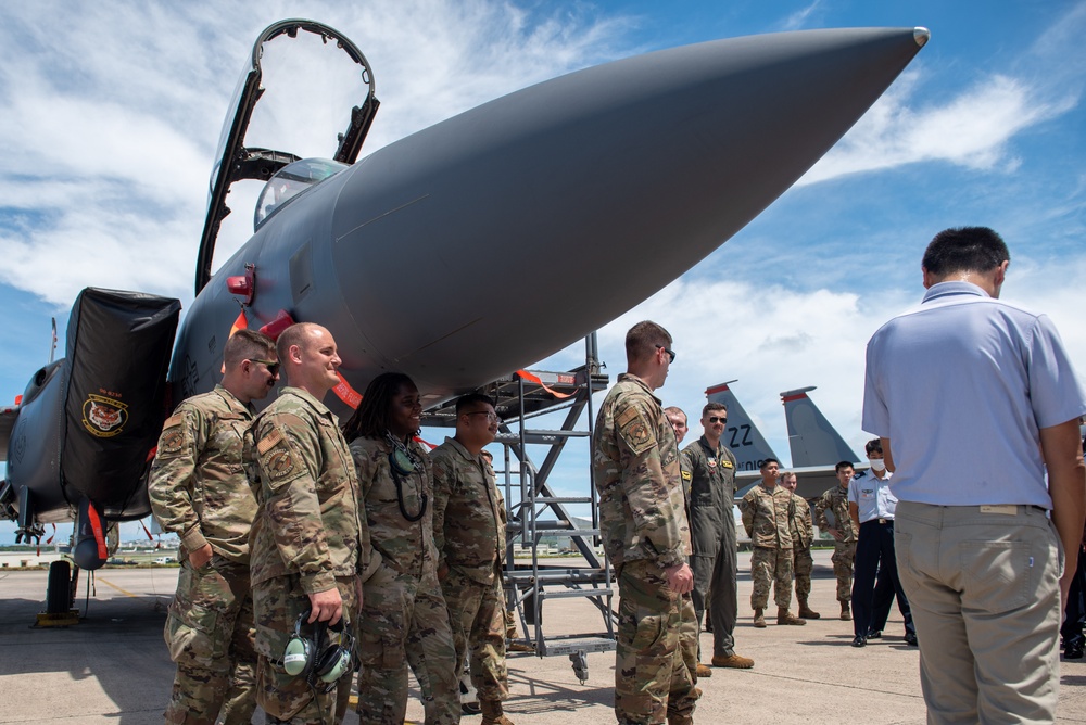 JOEP bolsters bonds between U.S. Airmen, JASDF cadets