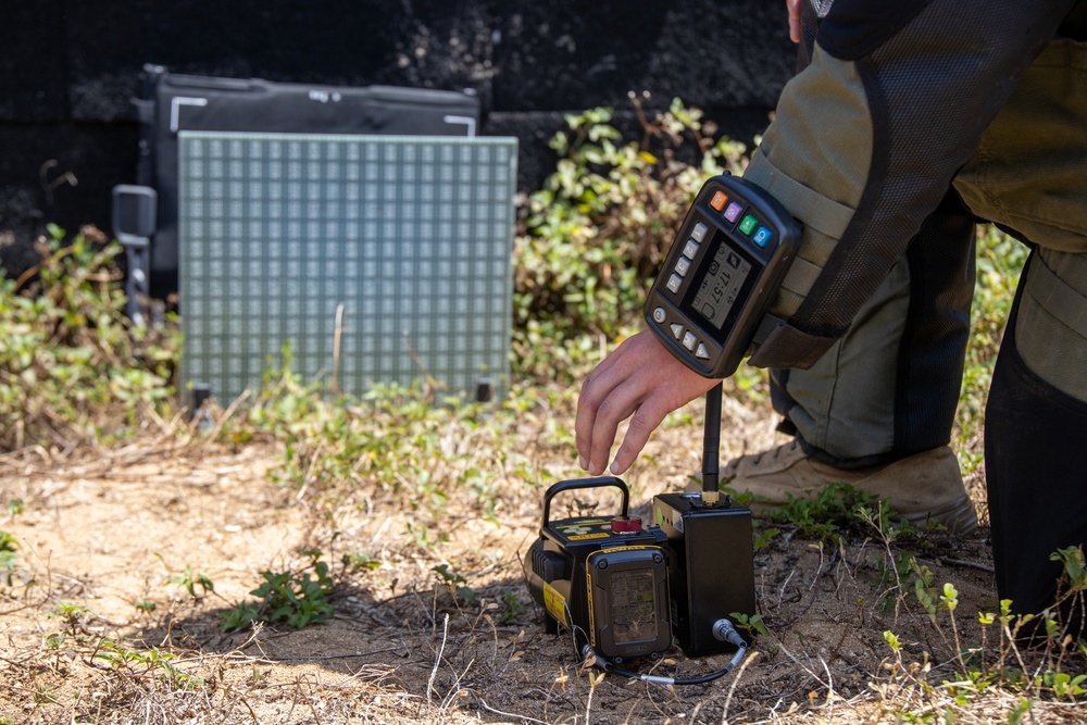 MCBH and MWSS-174 EOD Conduct CONUS IED Response Training