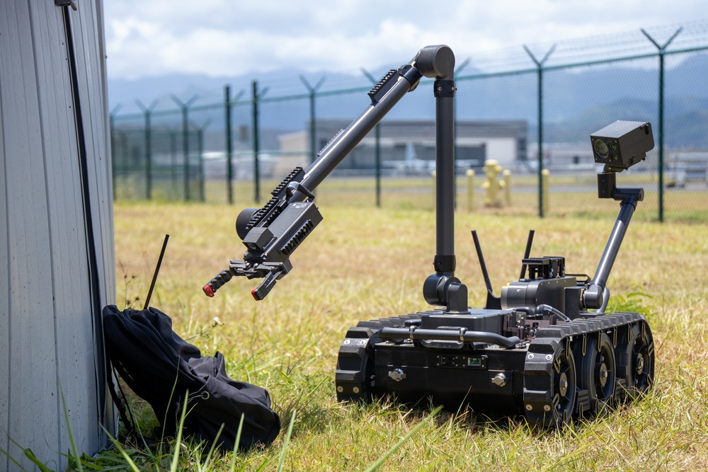 MCBH and MWSS-174 EOD Conduct CONUS IED Response Training