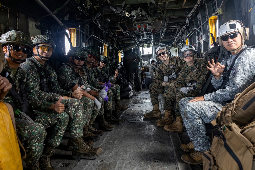 Medical Care in the Air | Philippine Marines, Airmen, and U.S. Navy Sailors practice CASEVAC drills