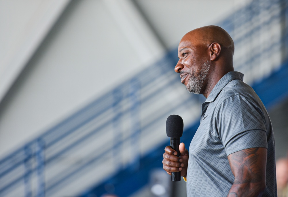 Retired Chief Master Sgt. of the Air Force #18 Visits Team Hickam